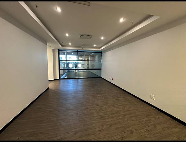 492M² OFFICE TO LET IN SANDTON CENTRAL
